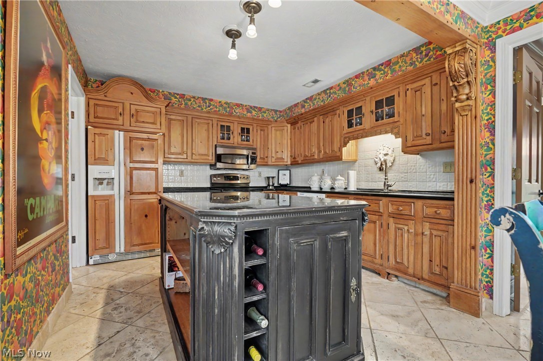 3561 Sparrow Pond Lane Akron OH 44333