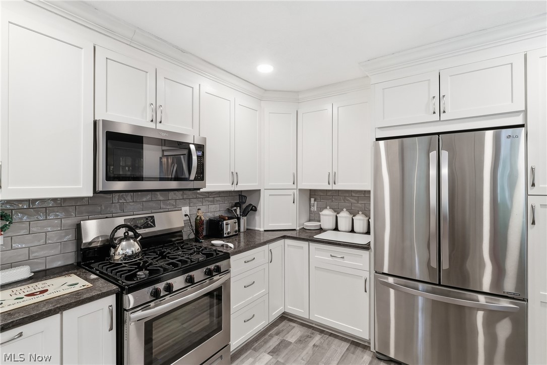 310 Bridgewater Lane Chardon OH 44024