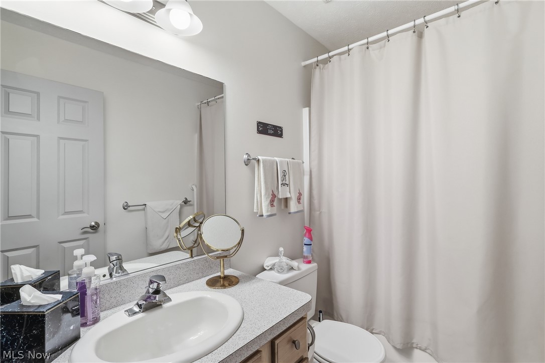 310 Bridgewater Lane Chardon OH 44024