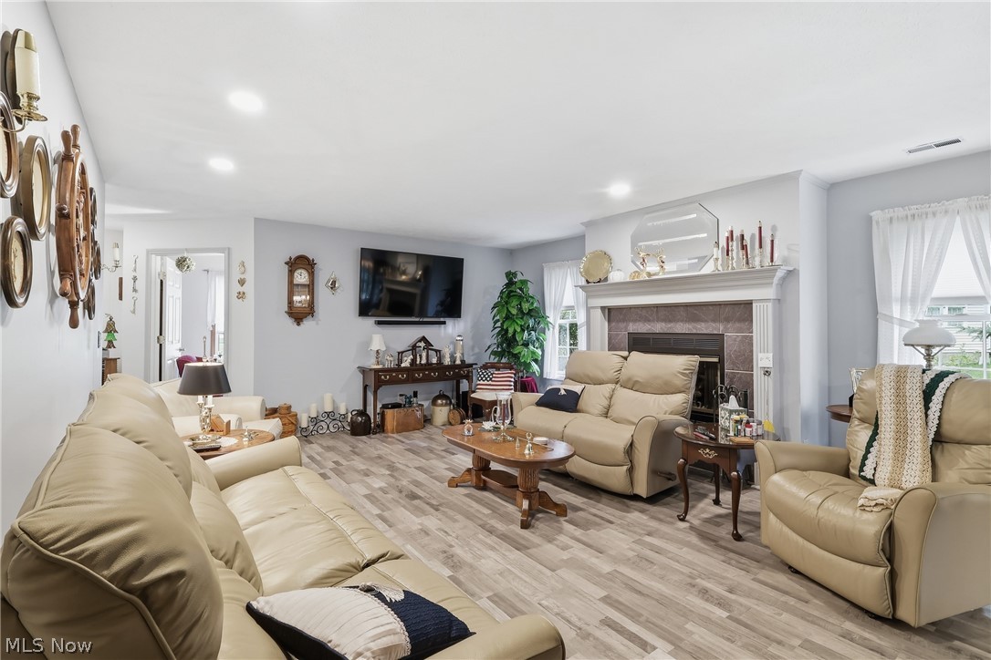 310 Bridgewater Lane Chardon OH 44024