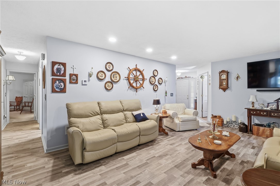 310 Bridgewater Lane Chardon OH 44024