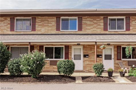 1574 Lee Terrace Drive Wickliffe OH 44092