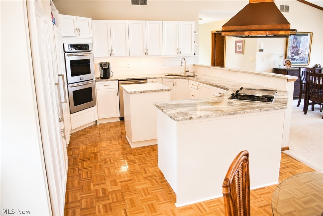 23128 Roberts Run Bay Village OH 44140