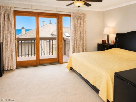 23128 Roberts Run Bay Village OH 44140