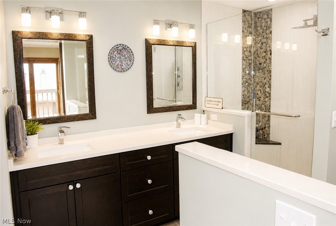 23128 Roberts Run Bay Village OH 44140