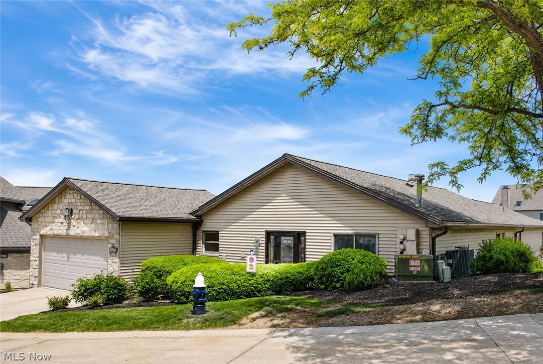 23128 Roberts Run Bay Village OH 44140
