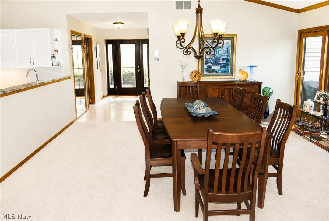 23128 Roberts Run Bay Village OH 44140