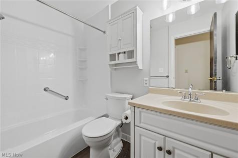16435 Heather Lane Middleburg Heights OH 44130