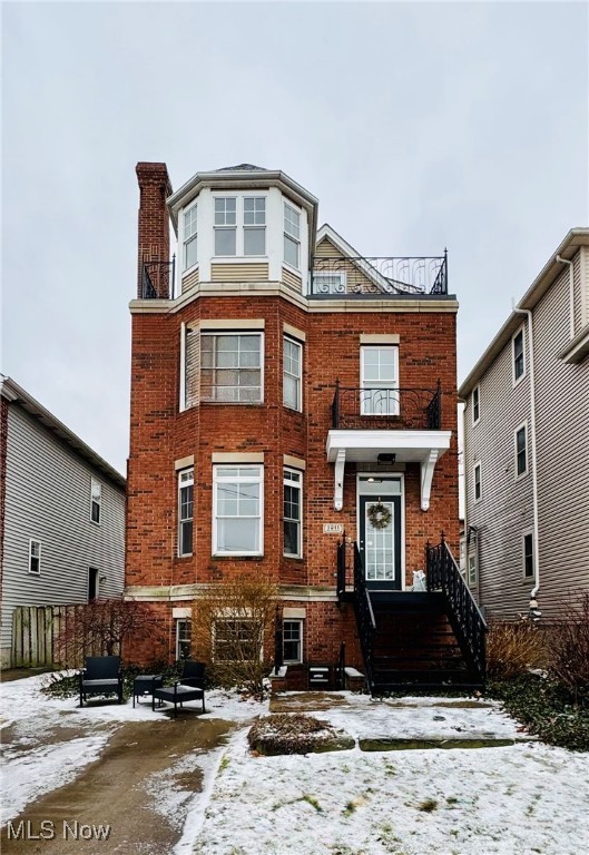 1011 University Road Cleveland OH 44113