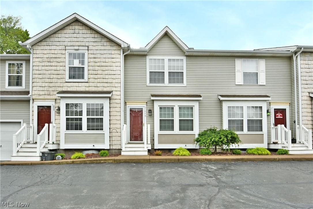 3164 Deer Trail Cortland OH 44410