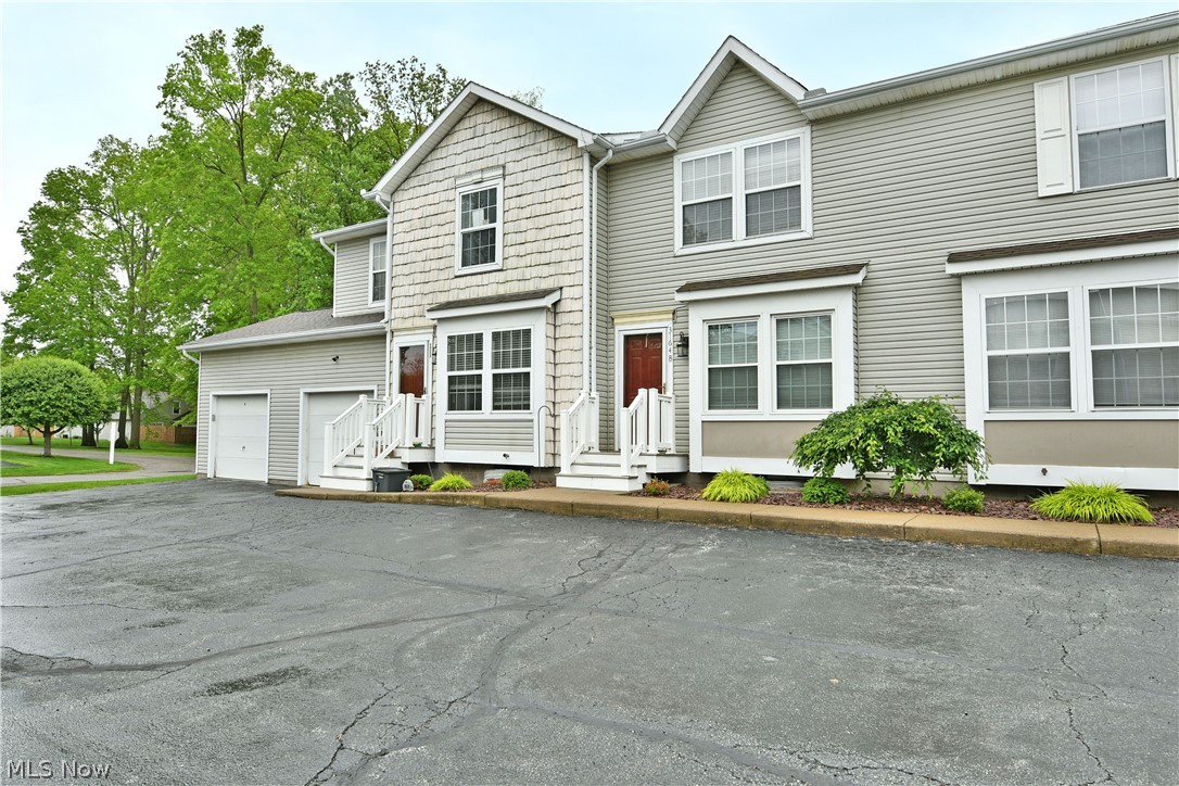 3164 Deer Trail Cortland OH 44410
