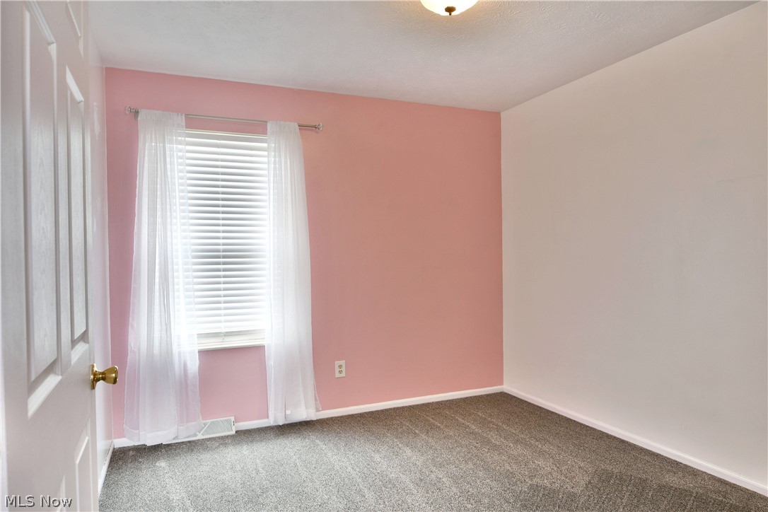 3164 Deer Trail Cortland OH 44410