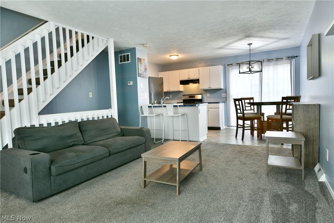 3164 Deer Trail Cortland OH 44410