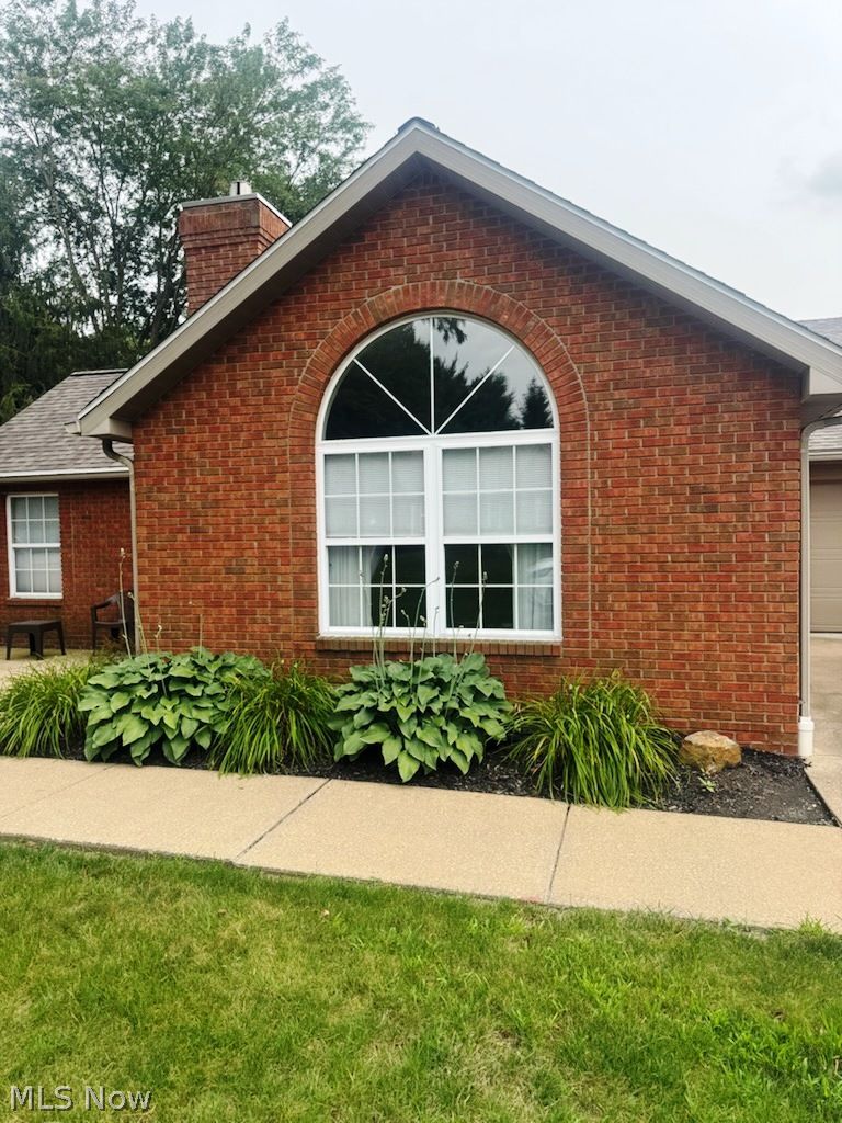 144 Beau Chemin Avenue Louisville OH 44641