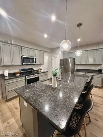 875 Dipper Lane Aurora OH 44202