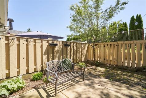 51 Nottoway Court Akron OH 44313