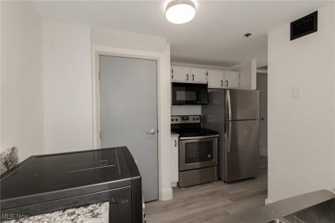 1133 W 9th Street Cleveland OH 44113
