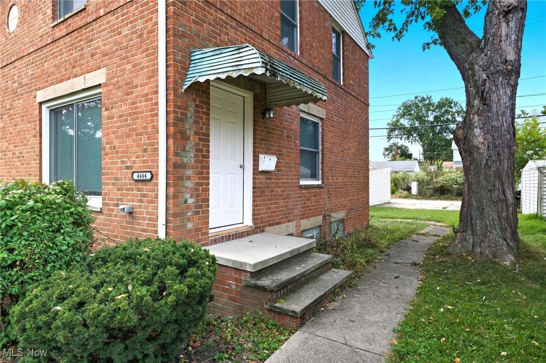 4444 Roadoan Road Brooklyn OH 44144