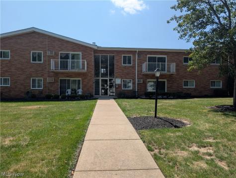 481 Tollis Parkway Broadview Heights OH 44147