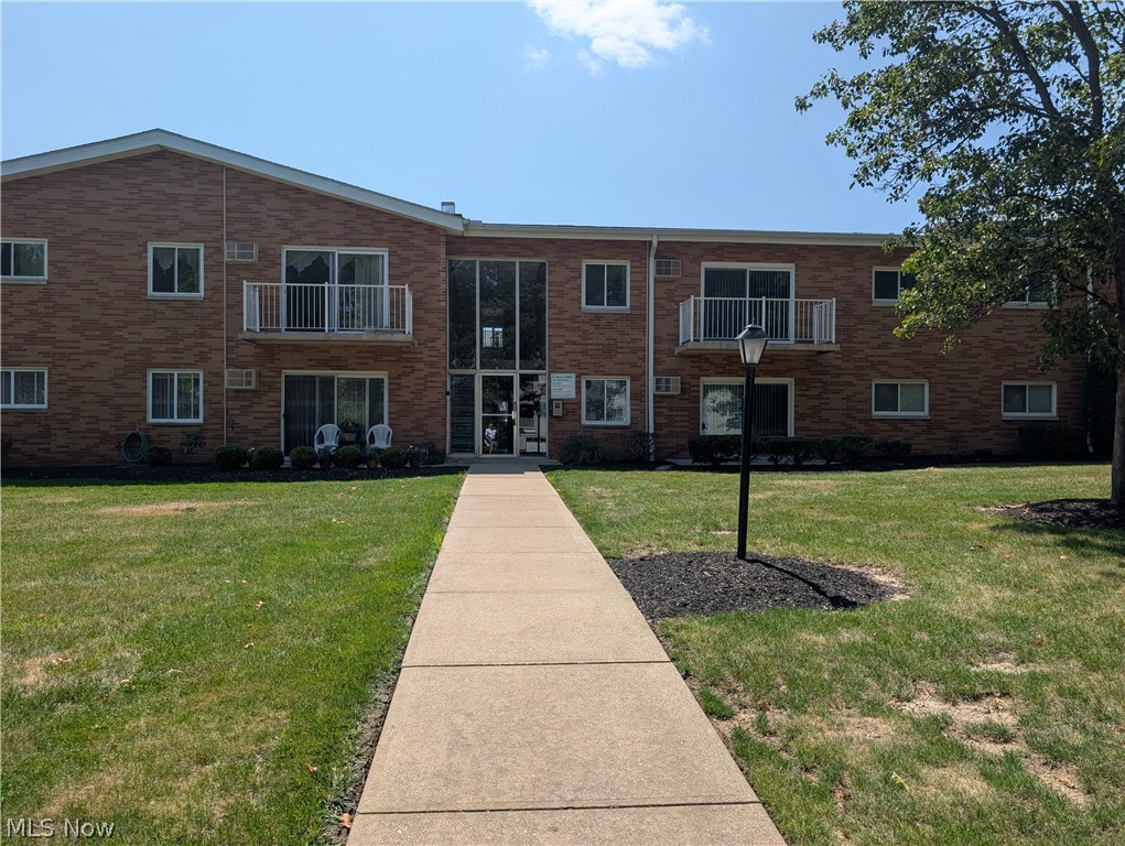 481 Tollis Parkway Broadview Heights OH 44147