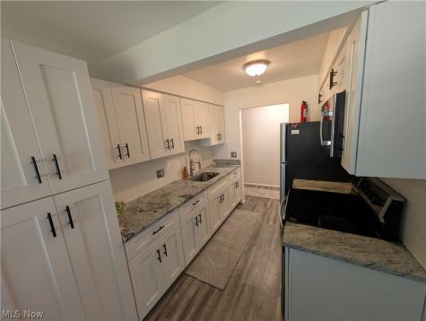 481 Tollis Parkway Broadview Heights OH 44147