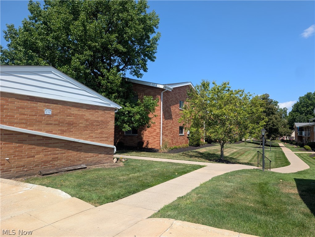 481 Tollis Parkway Broadview Heights OH 44147