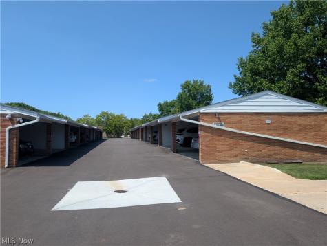 481 Tollis Parkway Broadview Heights OH 44147