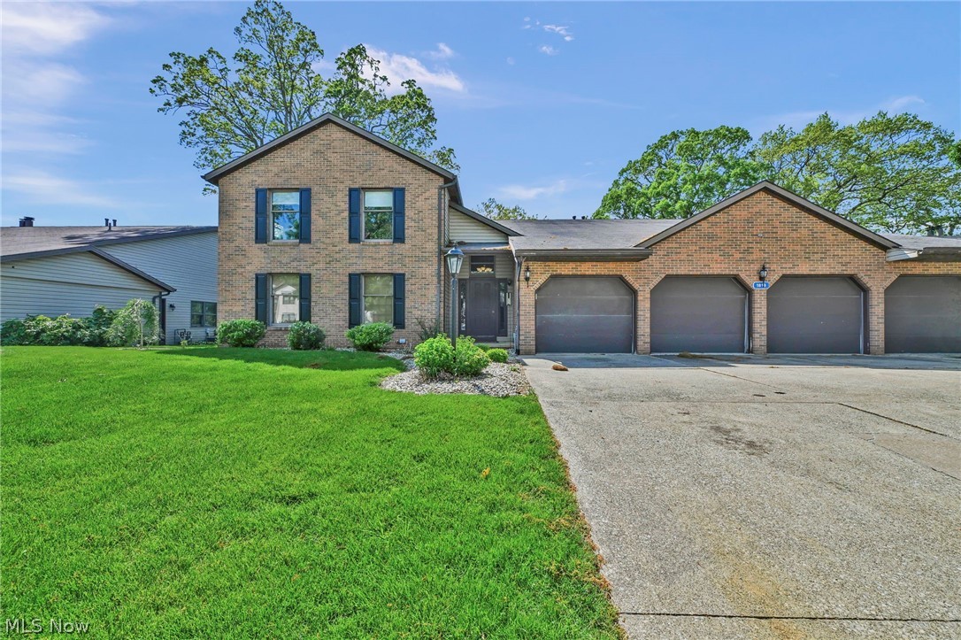 1819 Harbour Circle NW Canton OH 44708