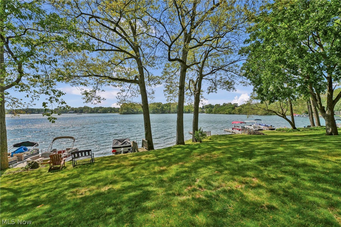 1819 Harbour Circle NW Canton OH 44708