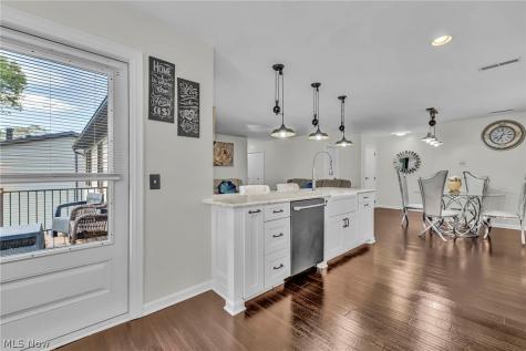 1819 Harbour Circle NW Canton OH 44708