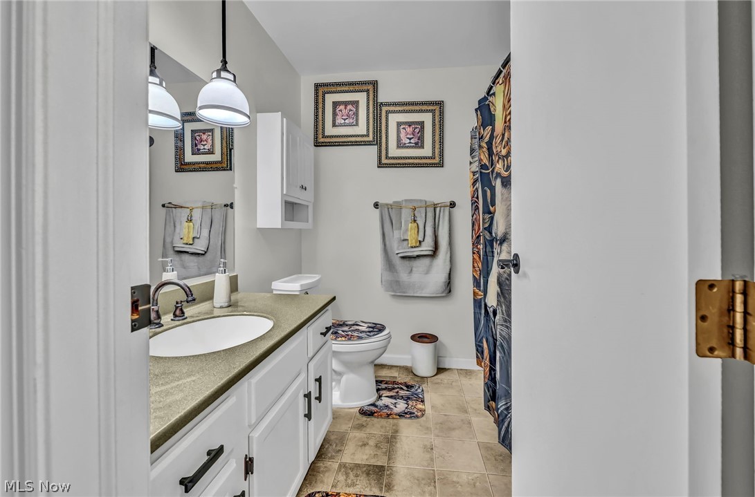 1819 Harbour Circle NW Canton OH 44708