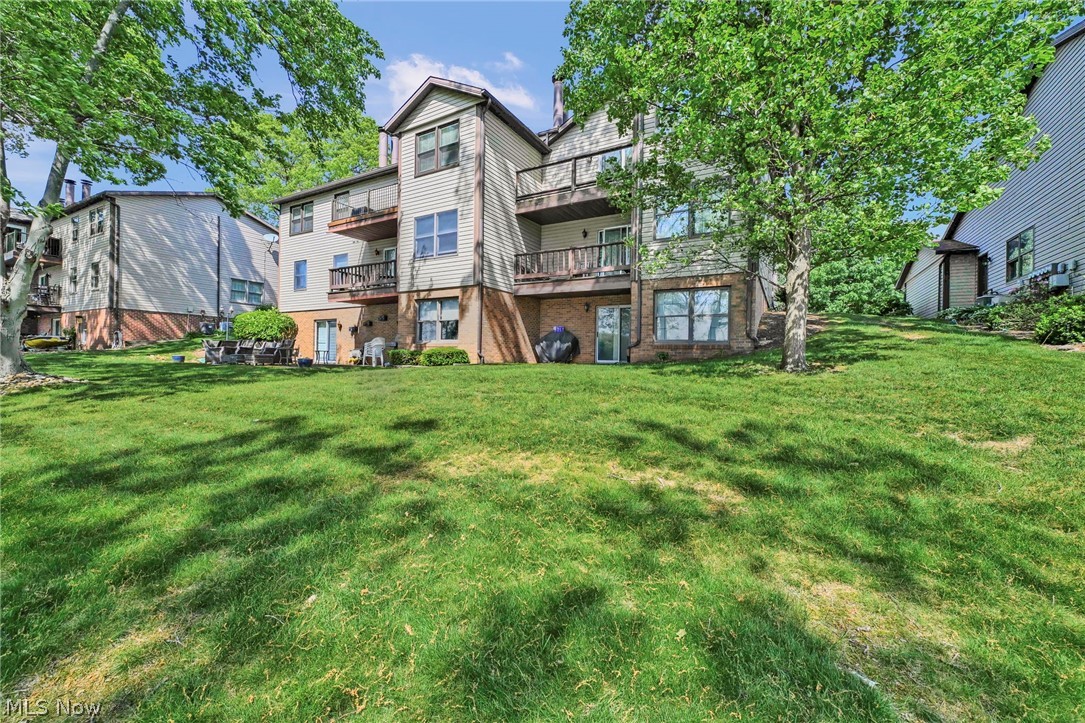 1819 Harbour Circle NW Canton OH 44708