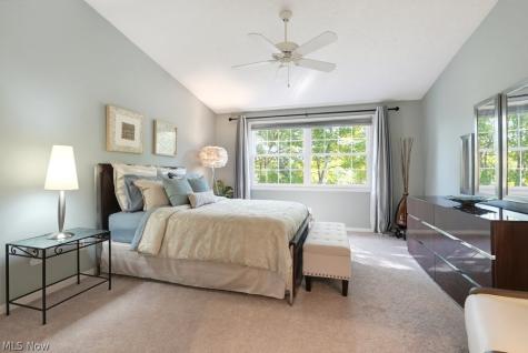 968 Grand View Lane Aurora OH 44202