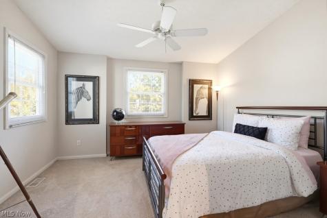 968 Grand View Lane Aurora OH 44202