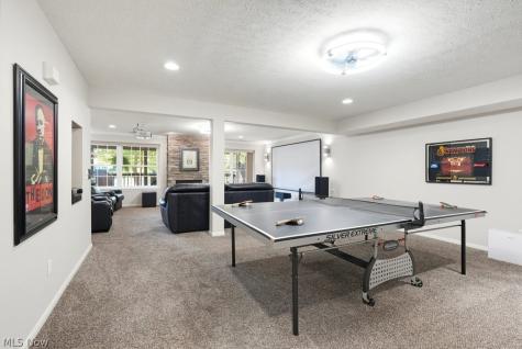 968 Grand View Lane Aurora OH 44202