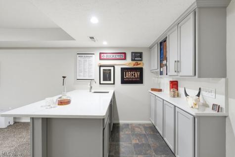 968 Grand View Lane Aurora OH 44202