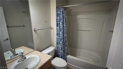 239 Woodhaven Drive Copley OH 44321