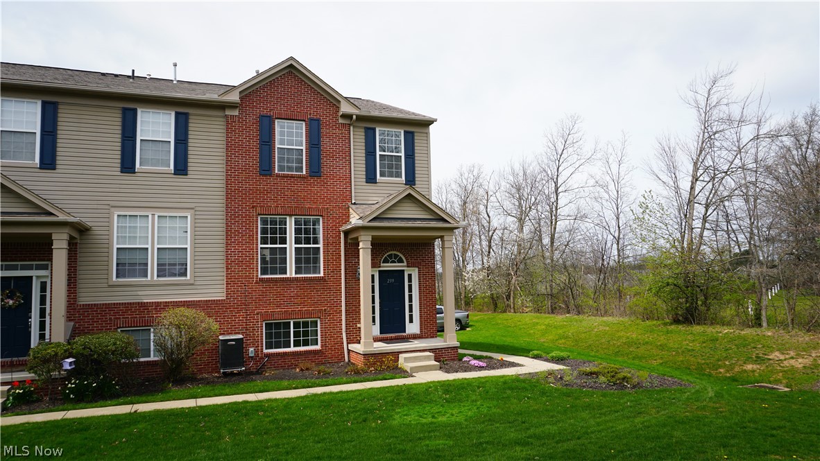 239 Woodhaven Drive Copley OH 44321
