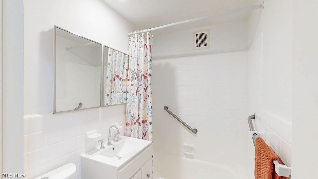 13800 Fairhill Road Shaker Heights OH 44120