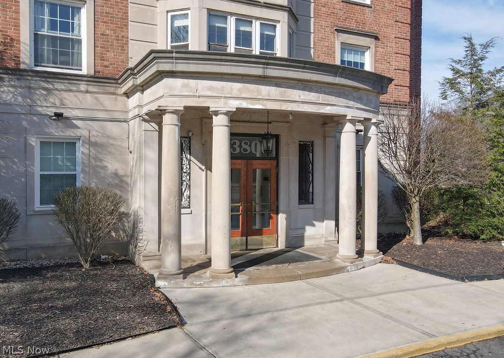 13800 Fairhill Road Shaker Heights OH 44120