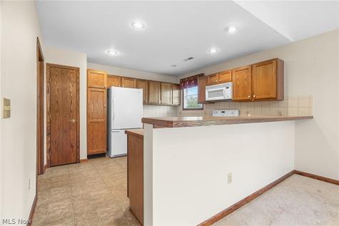 2806 Marsh Avenue NW Canton OH 44708