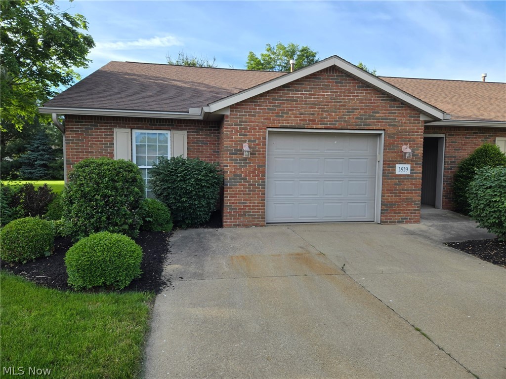 1819 Saddlebrook Circle Wooster OH 44691