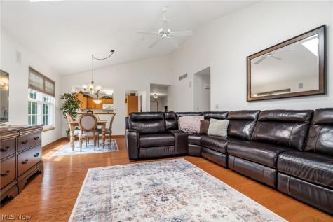3477 Elmhurst Circle Uniontown OH 44685