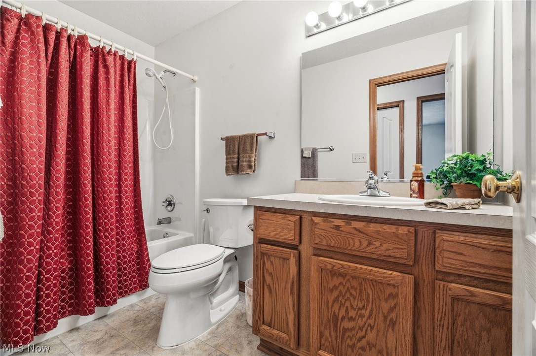 3477 Elmhurst Circle Uniontown OH 44685