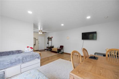 5200 Royalton Road North Royalton OH 44133