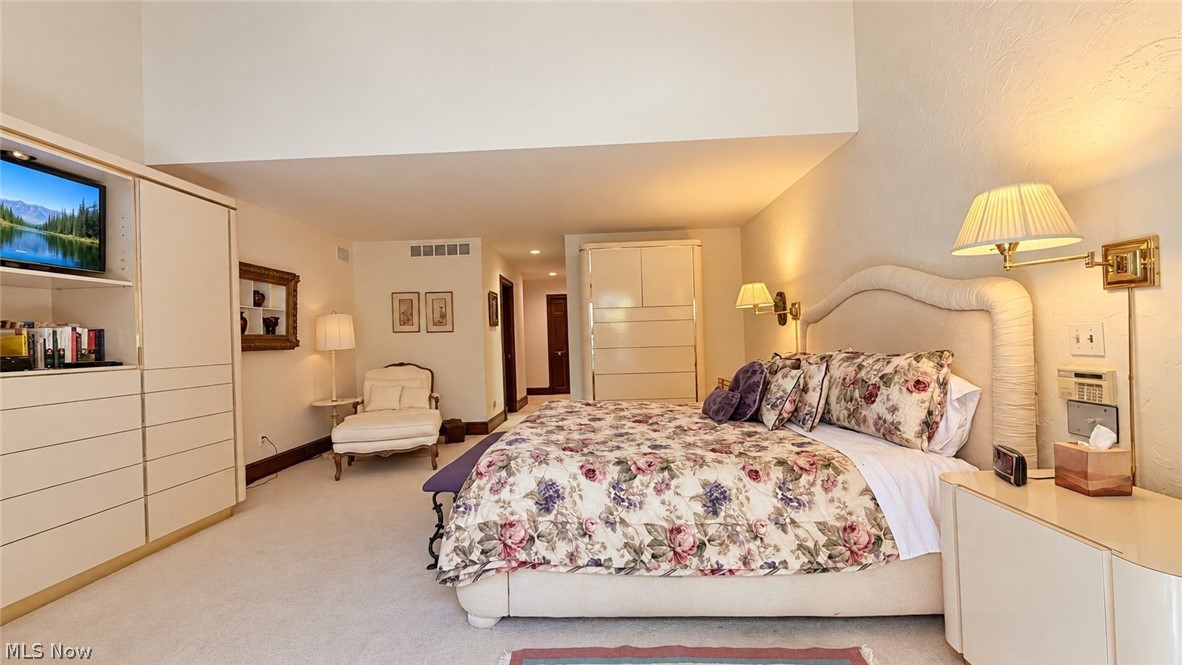 3883-1 Hickory Nut Trail Orange OH 44022