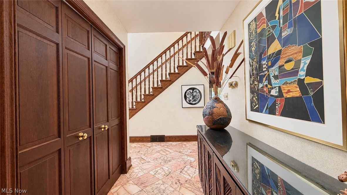 3883-1 Hickory Nut Trail Orange OH 44022