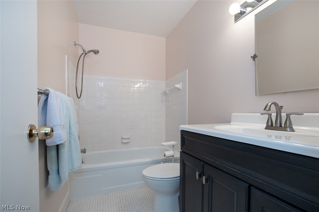 26702 Lake Of The Falls Boulevard Olmsted Falls OH 44138
