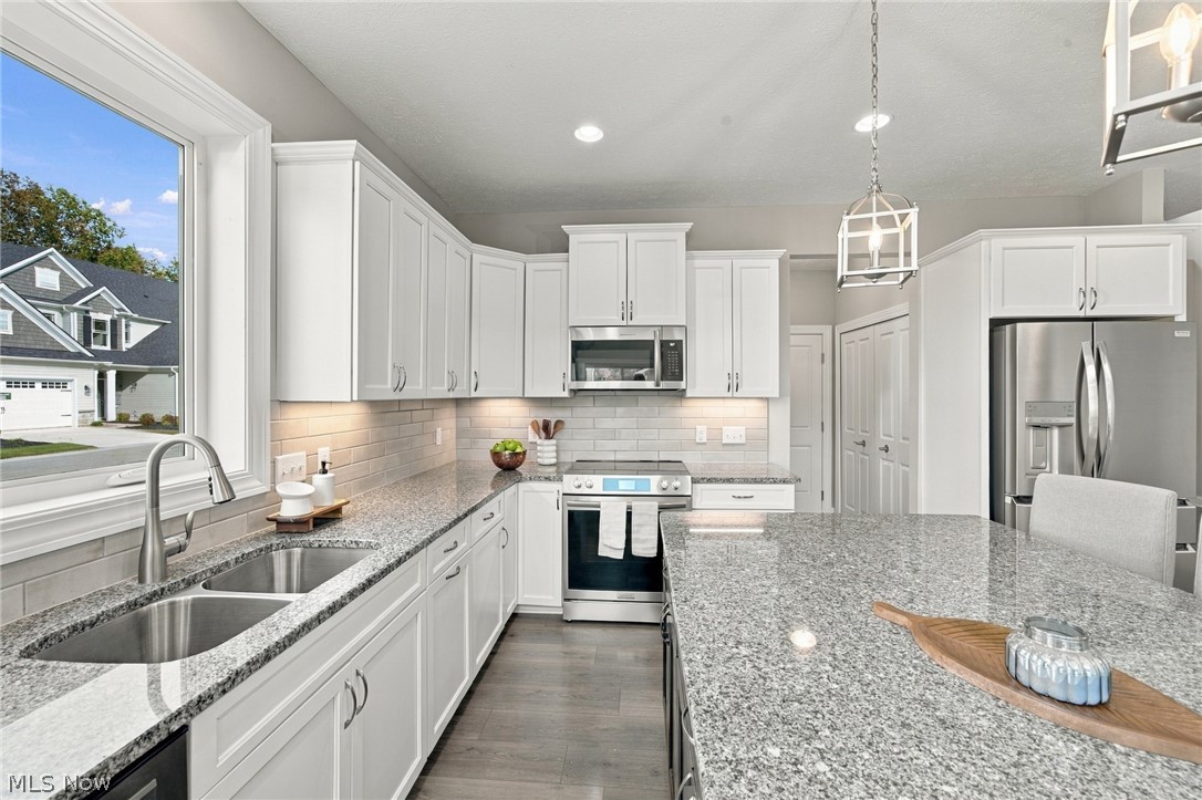 606 Monteforte Court Avon Lake OH 44012