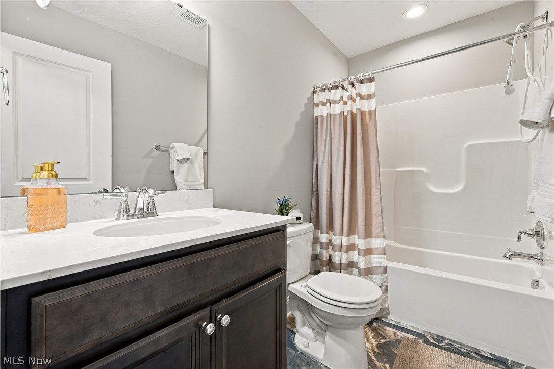 606 Monteforte Court Avon Lake OH 44012